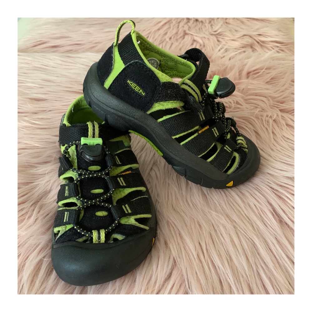 Black and Lime Green Keens For Toddlers!
